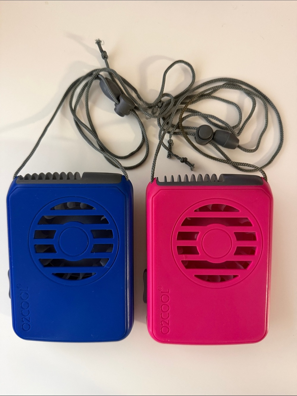 Portable Personal Fan Necklace - Blue and Pink - O2Cool